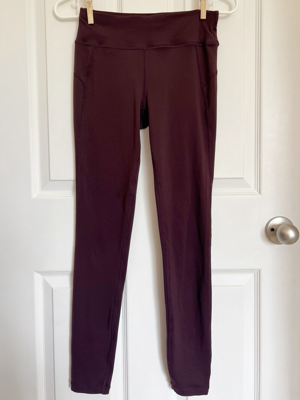 Sweaty Betty Leggings in Deep Plum